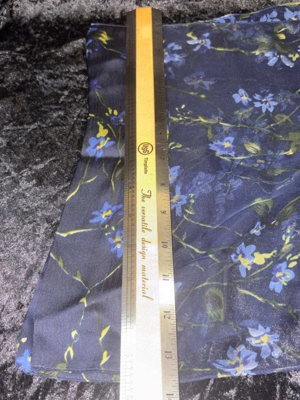 Floral Print Sheer Silk Oblong Scarf Dark Navy Blue Romantic Botanical EUC
